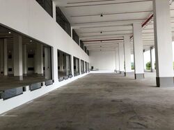 Gul Circle (D22), Warehouse #564755571